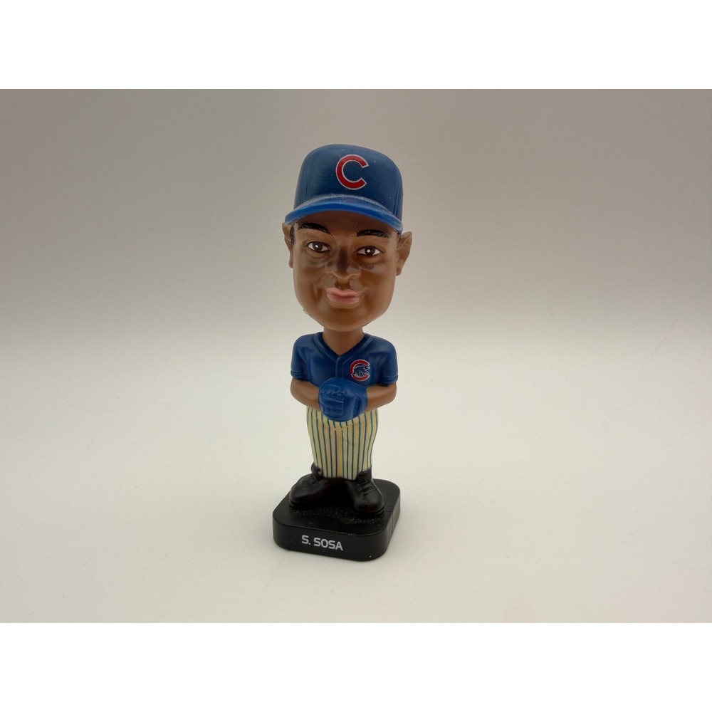 2002 Fotoball Sammy Sosa Chicago Cubs MLB Mini Bobblehead Figure #21 R1746